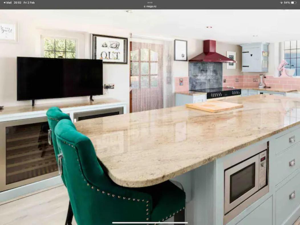 Piglet Lodge Pebworth 外观 照片
